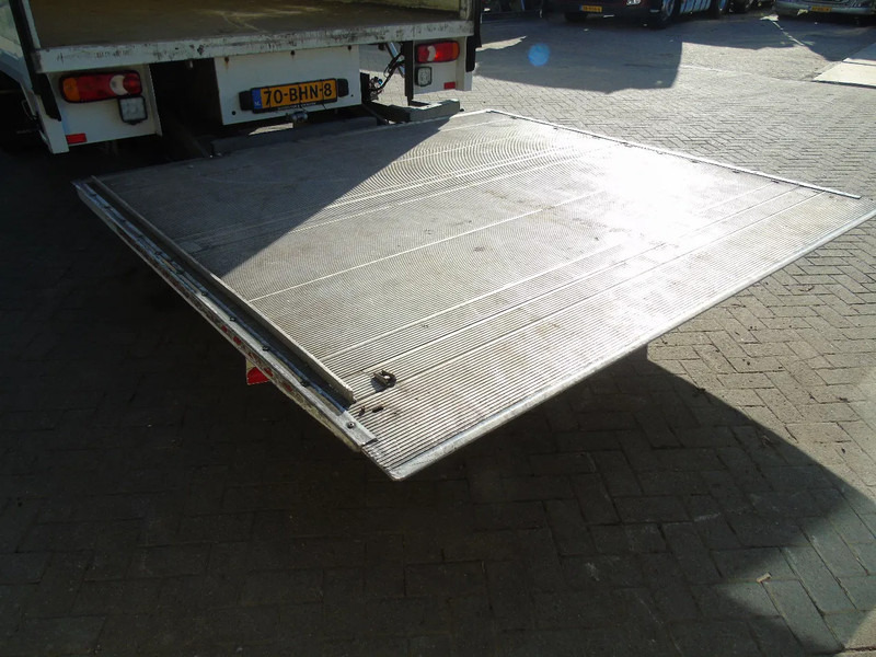 Box truck Volvo FL 250 + euro 6 + lift + 12T: picture 7 Box truck Volvo FL 250 + euro 6 + lift + 12T: picture 7