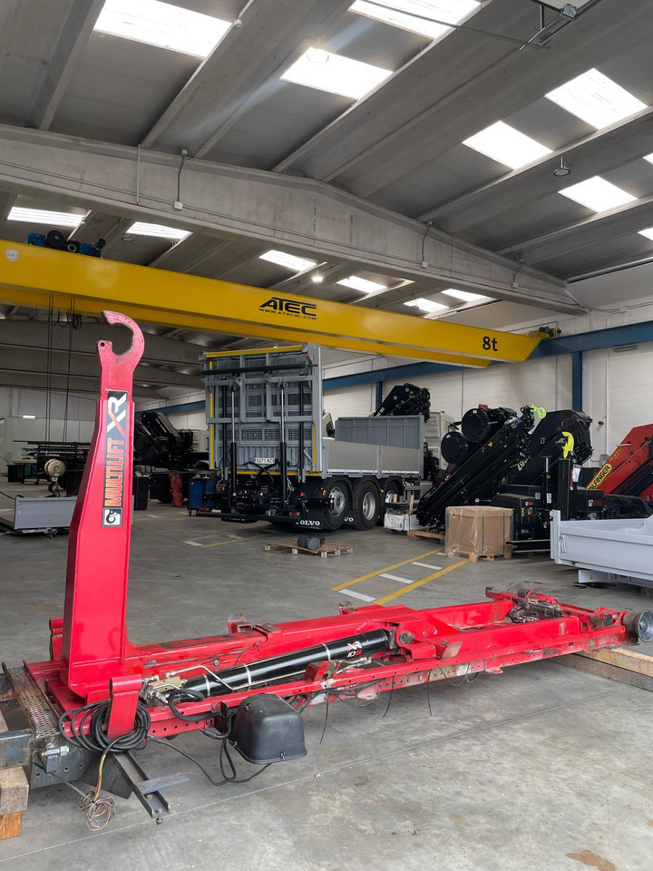 Multilift XR 10 S 36 - Tipping skip: picture 3 Multilift XR 10 S 36 - Tipping skip: picture 3