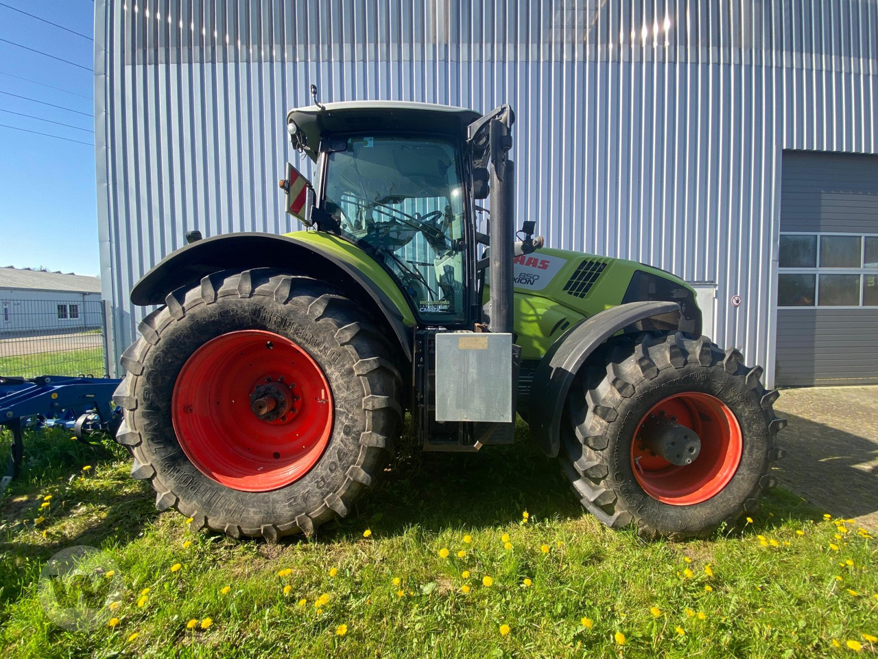 CLAAS Axion 850 - Farm tractor: picture 3 CLAAS Axion 850 - Farm tractor: picture 3