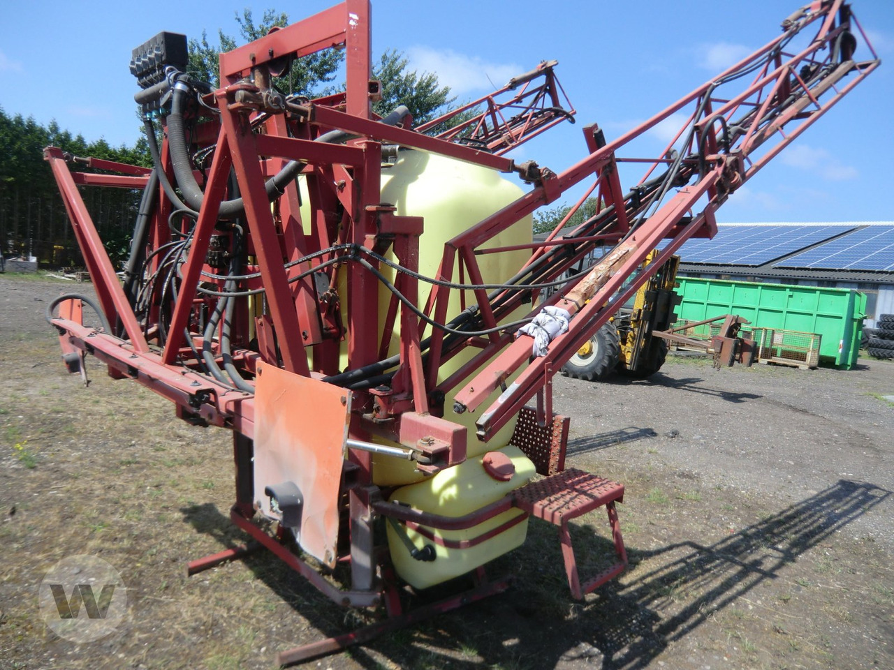 Hardi Mega 1200 - Tractor mounted sprayer: picture 3 Hardi Mega 1200 - Tractor mounted sprayer: picture 3