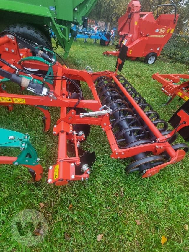 Kverneland Enduro 3000 - Cultivator: picture 2 Kverneland Enduro 3000 - Cultivator: picture 2