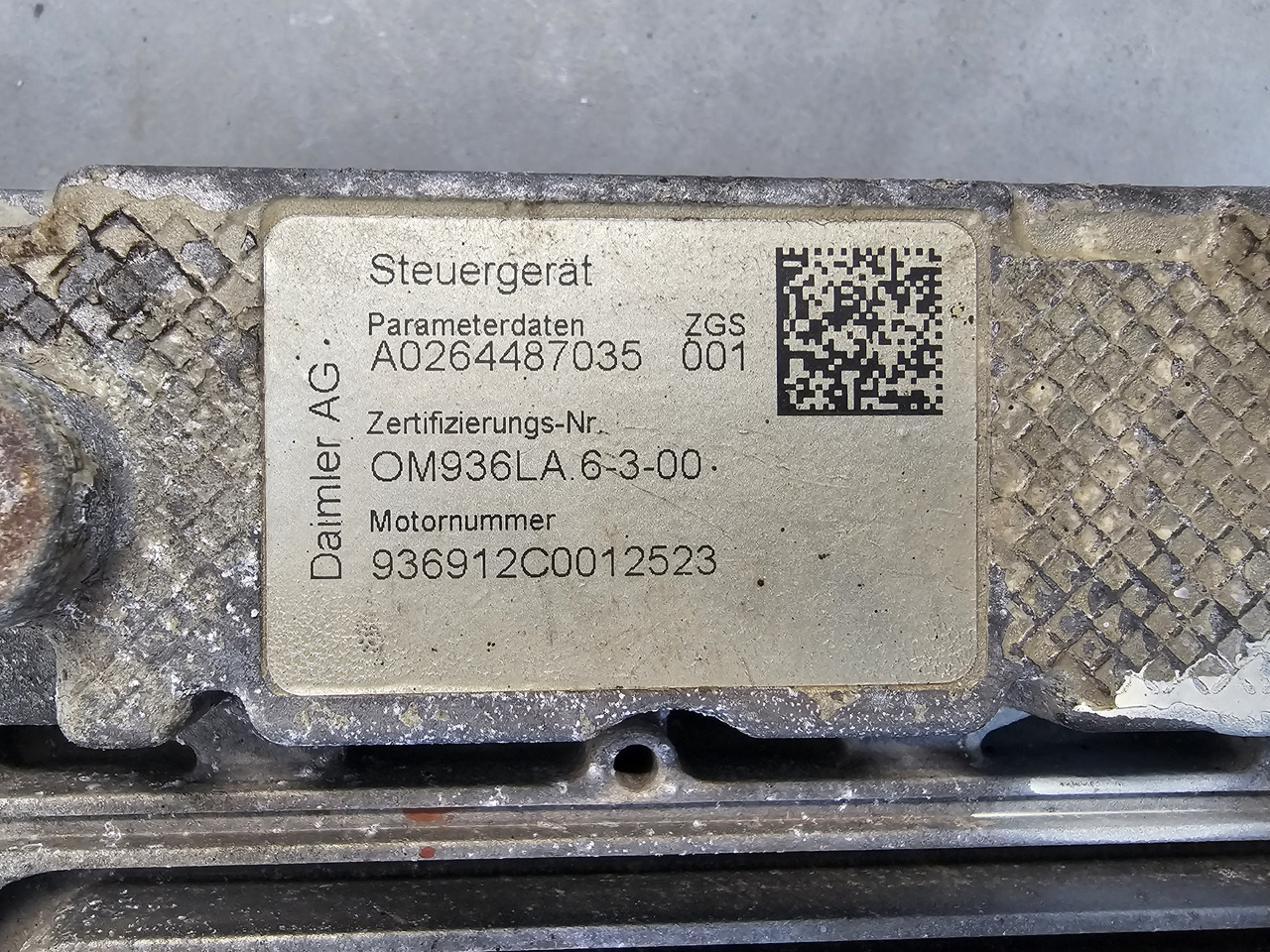MERCEDES-BENZ ATEGO EURO 6 / OM936 / ENGINE ECU / A0014465235 - ECU: picture 5 MERCEDES-BENZ ATEGO EURO 6 / OM936 / ENGINE ECU / A0014465235 - ECU: picture 5