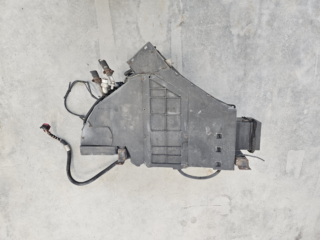 RENAULT MAGNUM DXI VEGA / COMPLETE HEATHER / 7485119812 - Heating/ Ventilation: picture 2 RENAULT MAGNUM DXI VEGA / COMPLETE HEATHER / 7485119812 - Heating/ Ventilation: picture 2