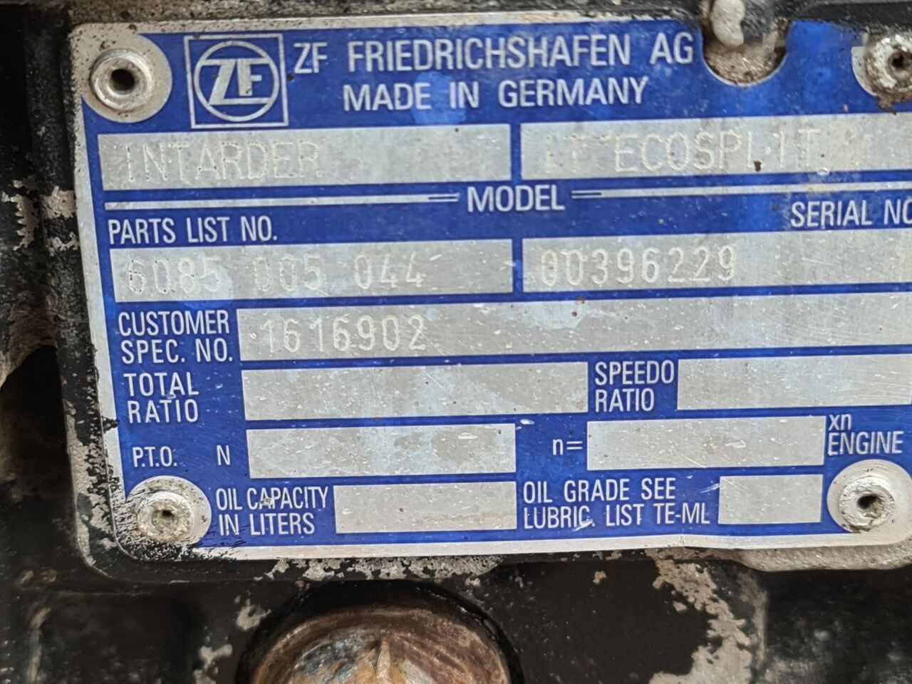 Renault MAGNUM PREMIUM DXI Renault 16S2221TD 16 S 2221 TD 1343050002 5010613562 16.41-1.00 INTARDER ECOSPLIT IT 6085005044 1616902 - Gearbox for Truck: picture 5 Renault MAGNUM PREMIUM DXI Renault 16S2221TD 16 S 2221 TD 1343050002 5010613562 16.41-1.00 INTARDER ECOSPLIT IT 6085005044 1616902 - Gearbox for Truck: picture 5