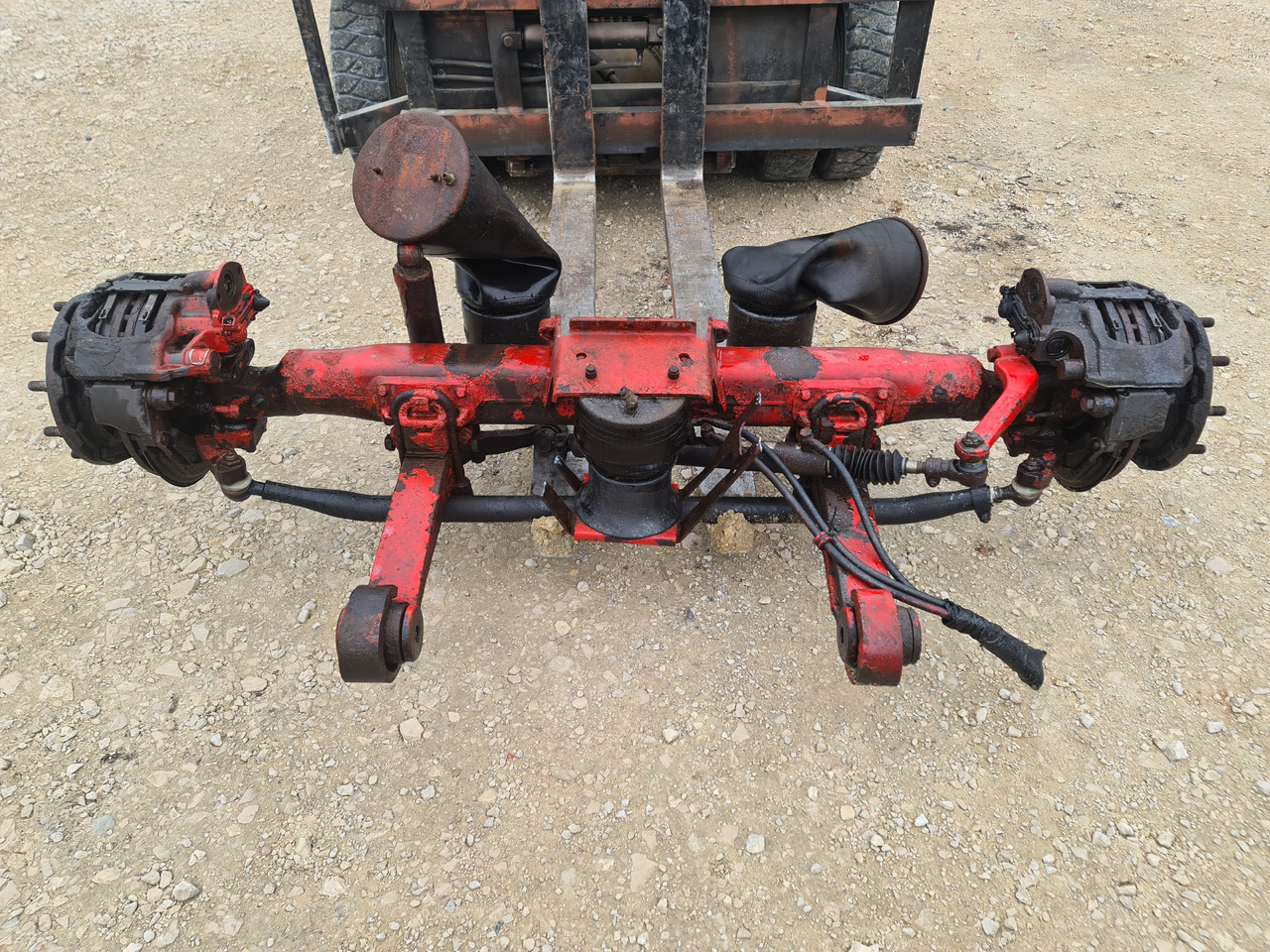 SCANIA REAR STEERING AXLE / 6x2 - Axle and parts: picture 1 SCANIA REAR STEERING AXLE / 6x2 - Axle and parts: picture 1