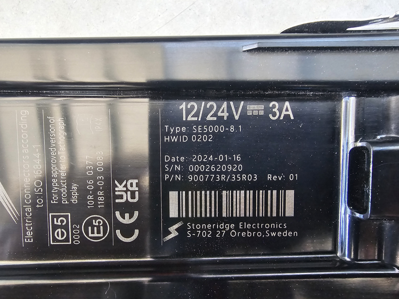 STONERIDGE SE5000-8.1 / VOLVO FH4 EURO 6 / TACHOGRAPH - Tachograph: picture 3 STONERIDGE SE5000-8.1 / VOLVO FH4 EURO 6 / TACHOGRAPH - Tachograph: picture 3