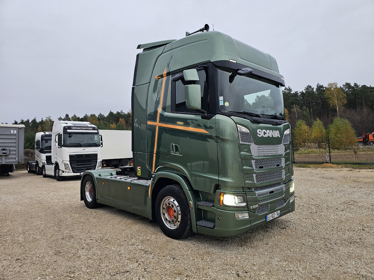 SCANIA S500 / RETARDER / NAVI / FULL SPOILER / FULL AIR - Tractor unit: picture 4 SCANIA S500 / RETARDER / NAVI / FULL SPOILER / FULL AIR - Tractor unit: picture 4