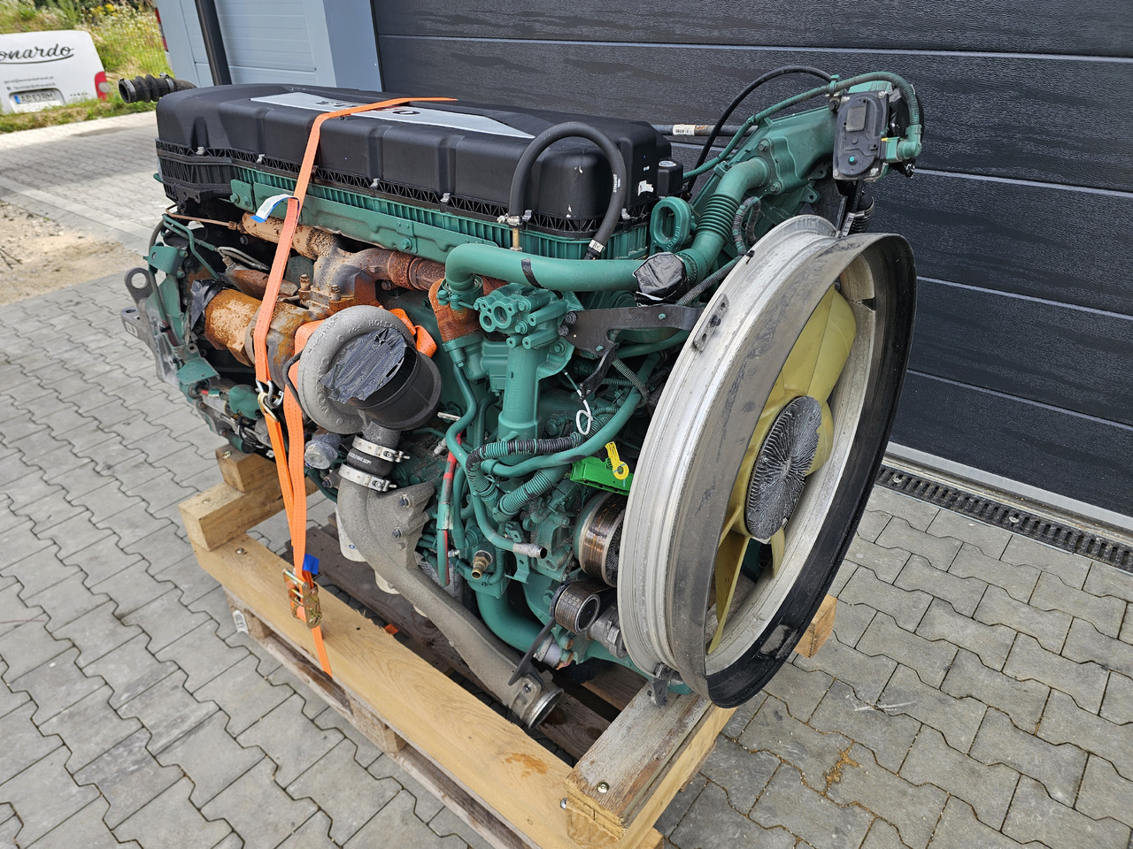 VOLVO D11K 460 EUVI / 2022 / COMPLETE ENGINE - Engine: picture 3 VOLVO D11K 460 EUVI / 2022 / COMPLETE ENGINE - Engine: picture 3