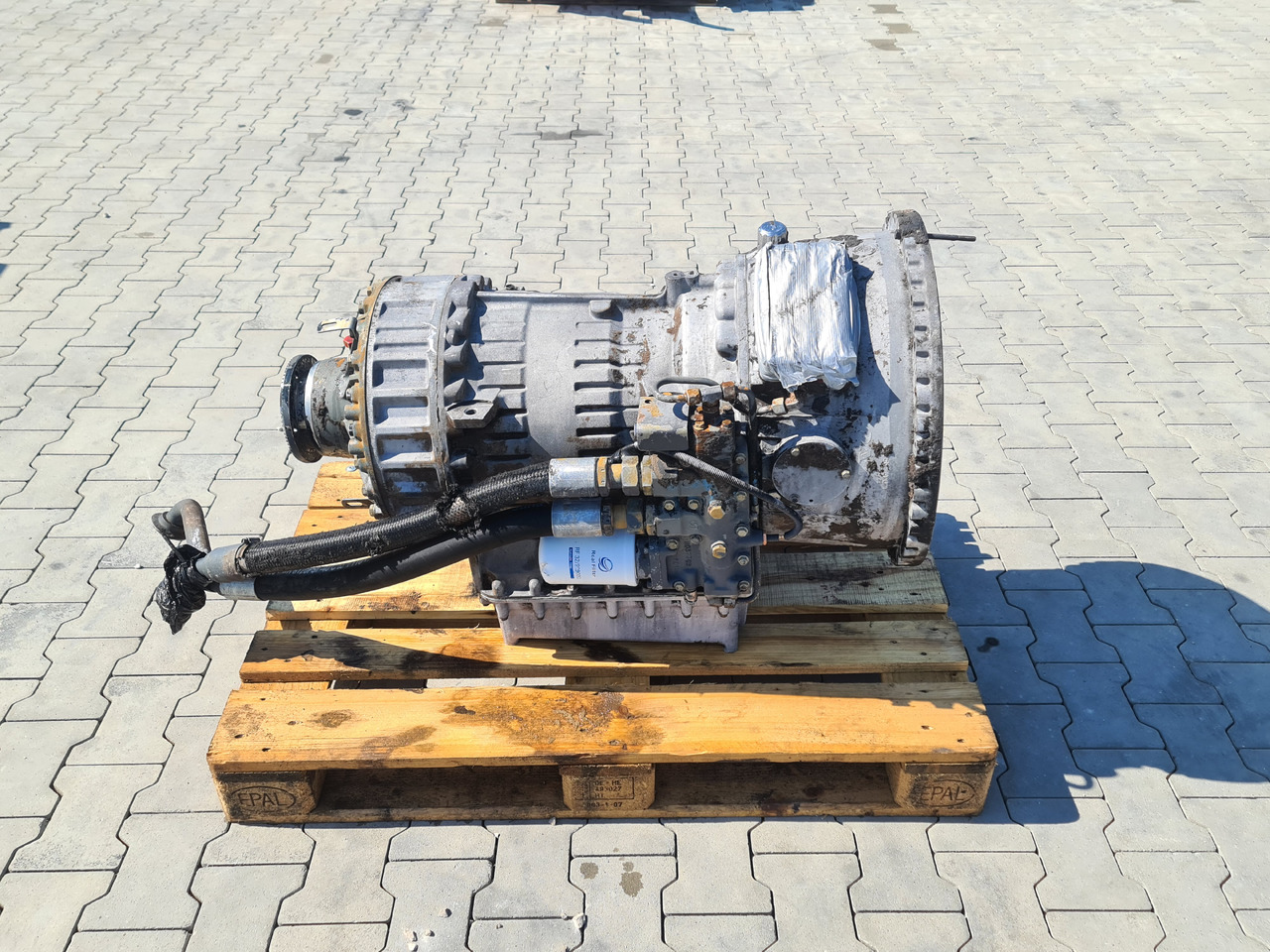VOLVO FH FM GEARBOX / VT1906PT / POWERTRONIC / WORLDWIDE DELIVERY - Gearbox: picture 1 VOLVO FH FM GEARBOX / VT1906PT / POWERTRONIC / WORLDWIDE DELIVERY - Gearbox: picture 1