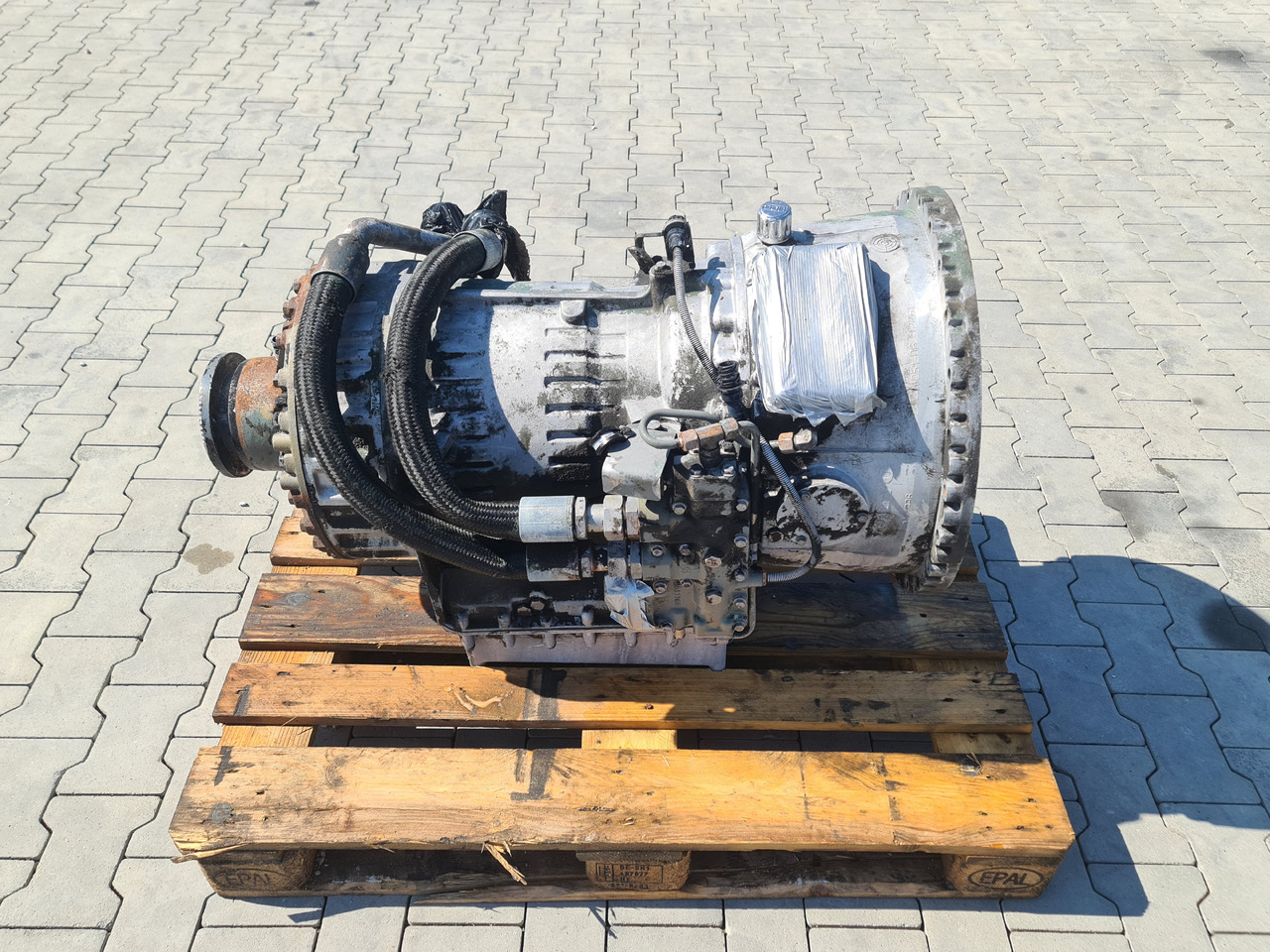 VOLVO FH FM / GEARBOX / VT1906PT / POWERTRONIC / WORLDWIDE DELIVERY - Gearbox: picture 1 VOLVO FH FM / GEARBOX / VT1906PT / POWERTRONIC / WORLDWIDE DELIVERY - Gearbox: picture 1