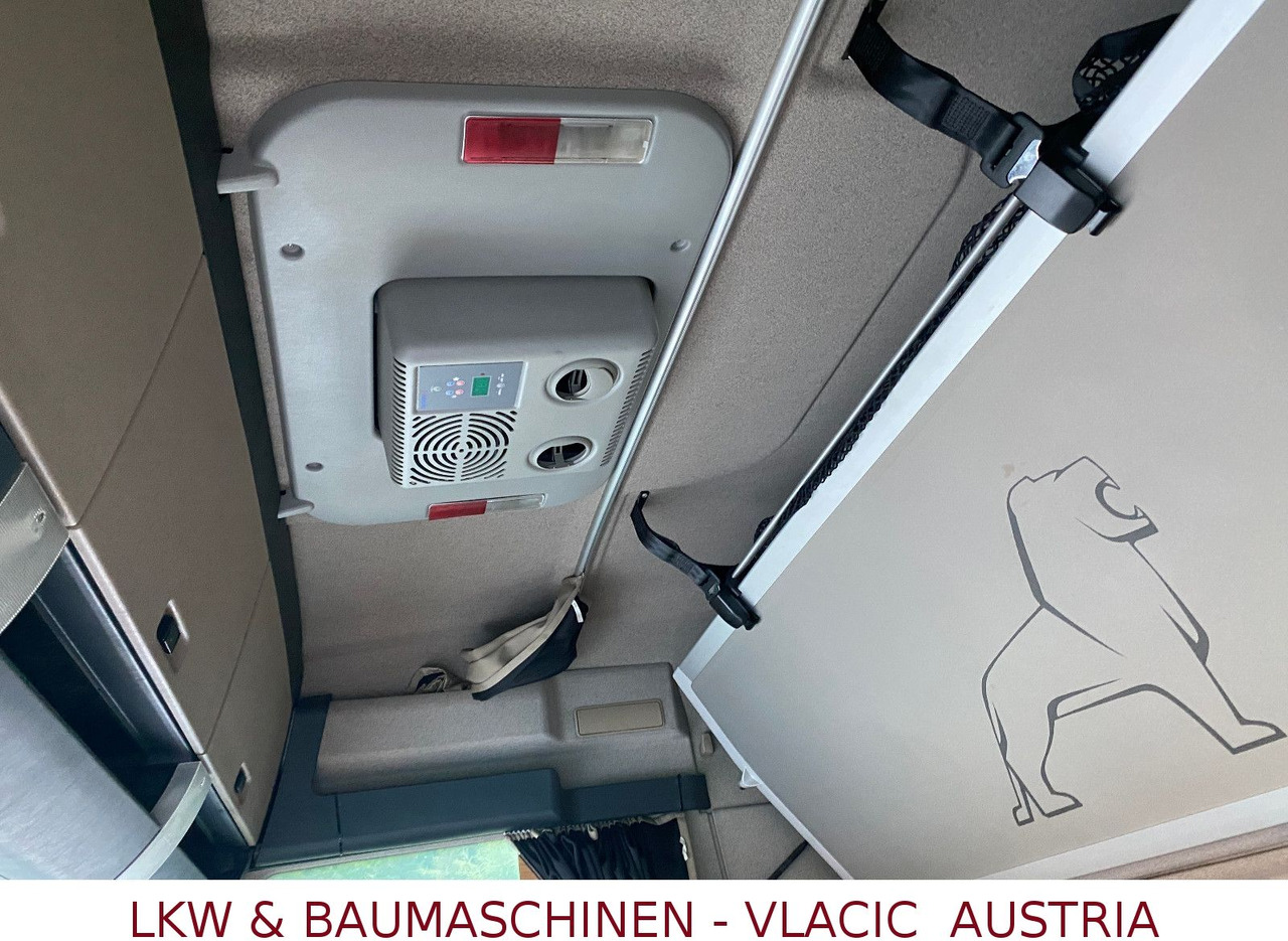 MAN TGX 18.460 - Tractor unit: picture 5 MAN TGX 18.460 - Tractor unit: picture 5