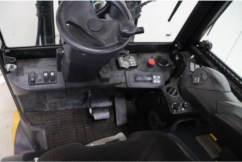 Caterpillar EP16CPNT - Electric forklift: picture 2 Caterpillar EP16CPNT - Electric forklift: picture 2