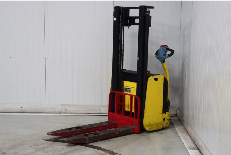 Hyster S1.0 AC - Stacker: picture 4 Hyster S1.0 AC - Stacker: picture 4