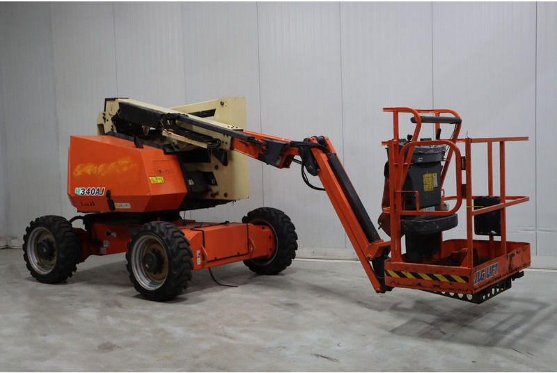 JLG H340AJ - Articulated boom: picture 1 JLG H340AJ - Articulated boom: picture 1