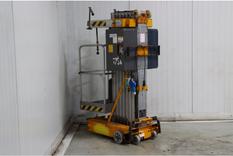 JLG P30-AC - Scissor lift: picture 5 JLG P30-AC - Scissor lift: picture 5