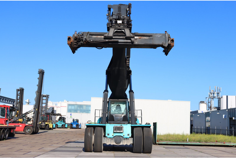 KONECRANES 4531TC5 - Reach stacker: picture 2 KONECRANES 4531TC5 - Reach stacker: picture 2