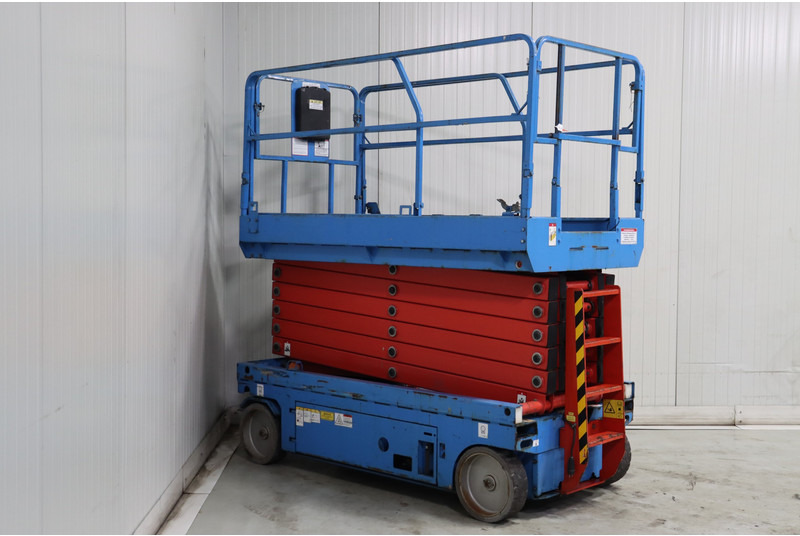 Mantall XE140W - Scissor lift: picture 5 Mantall XE140W - Scissor lift: picture 5