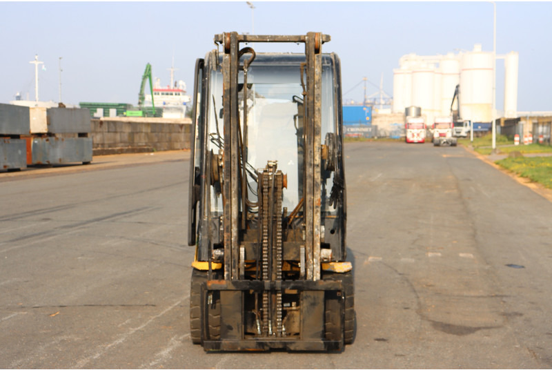 Mitsubishi FB35N - Electric forklift: picture 3 Mitsubishi FB35N - Electric forklift: picture 3