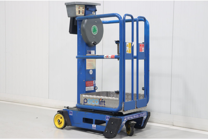 Power Towers Pecolift - Scissor lift: picture 1 Power Towers Pecolift - Scissor lift: picture 1