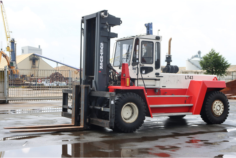 Svetruck 30120-46 - Diesel forklift: picture 4 Svetruck 30120-46 - Diesel forklift: picture 4