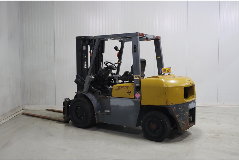 TCM FD40T2 - Diesel forklift: picture 4 TCM FD40T2 - Diesel forklift: picture 4