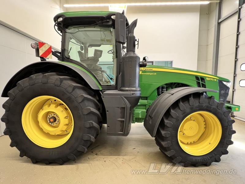 Farm tractor John Deere 8270R: picture 6