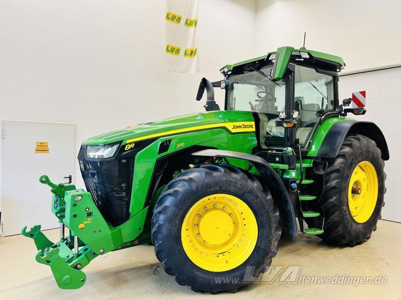 John Deere 8R 370 FRONT PTO - Farm tractor: picture 4 John Deere 8R 370 FRONT PTO - Farm tractor: picture 4