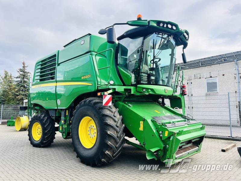 John Deere W660 - Combine harvester: picture 2 John Deere W660 - Combine harvester: picture 2