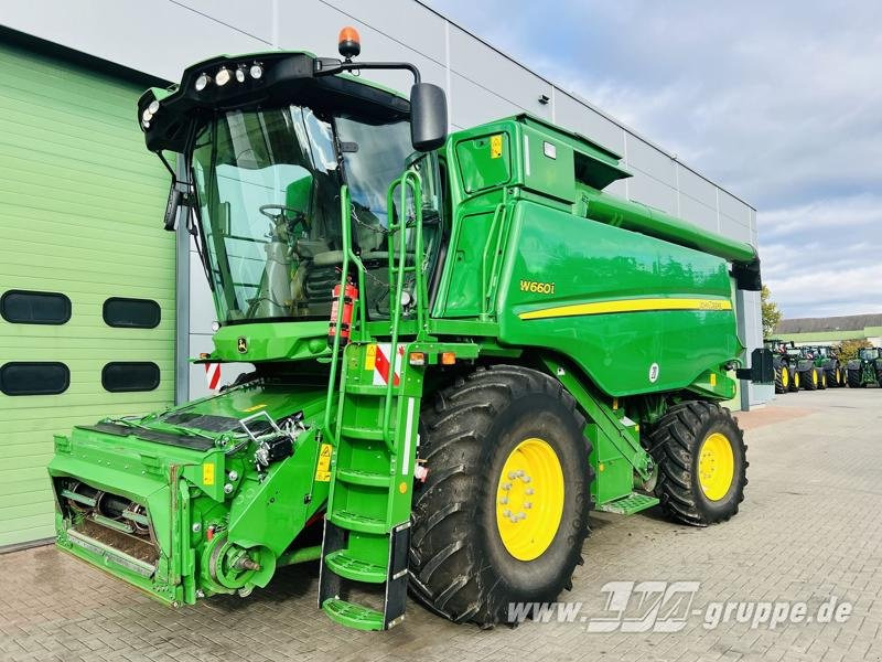 John Deere W660 - Combine harvester: picture 2 John Deere W660 - Combine harvester: picture 2