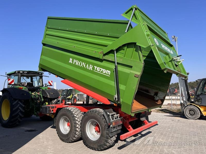 PRONAR T679M - Farm tipping trailer/ Dumper: picture 2 PRONAR T679M - Farm tipping trailer/ Dumper: picture 2