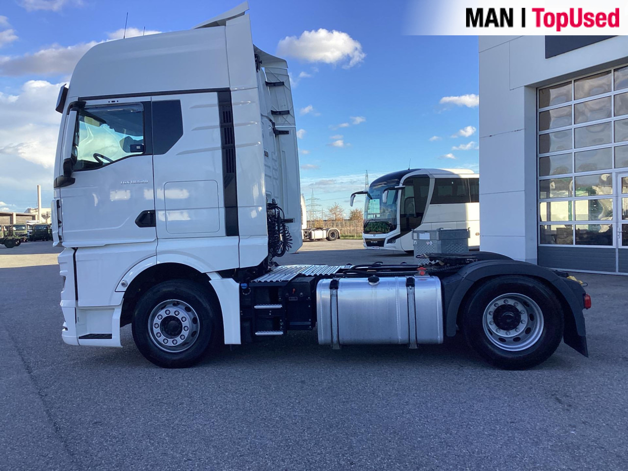Tractor unit MAN TGX 18.520 4x2 BL SA: picture 15