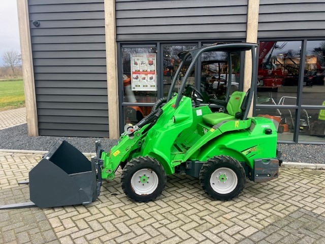 AVANT 420 loader - Compact loader: picture 3 AVANT 420 loader - Compact loader: picture 3