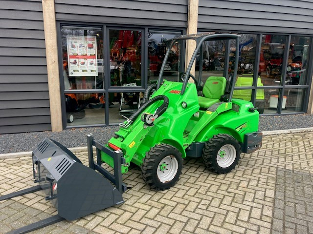 AVANT 420 loader - Compact loader: picture 1 AVANT 420 loader - Compact loader: picture 1
