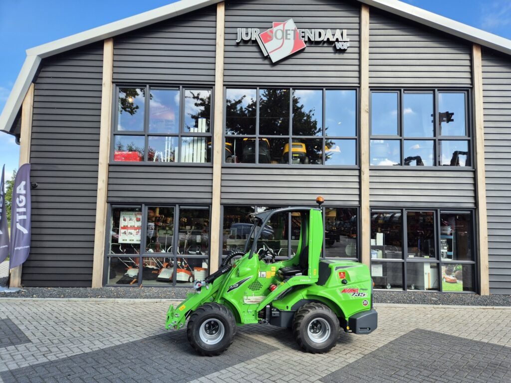 AVANT 735I - Compact loader: picture 1 AVANT 735I - Compact loader: picture 1