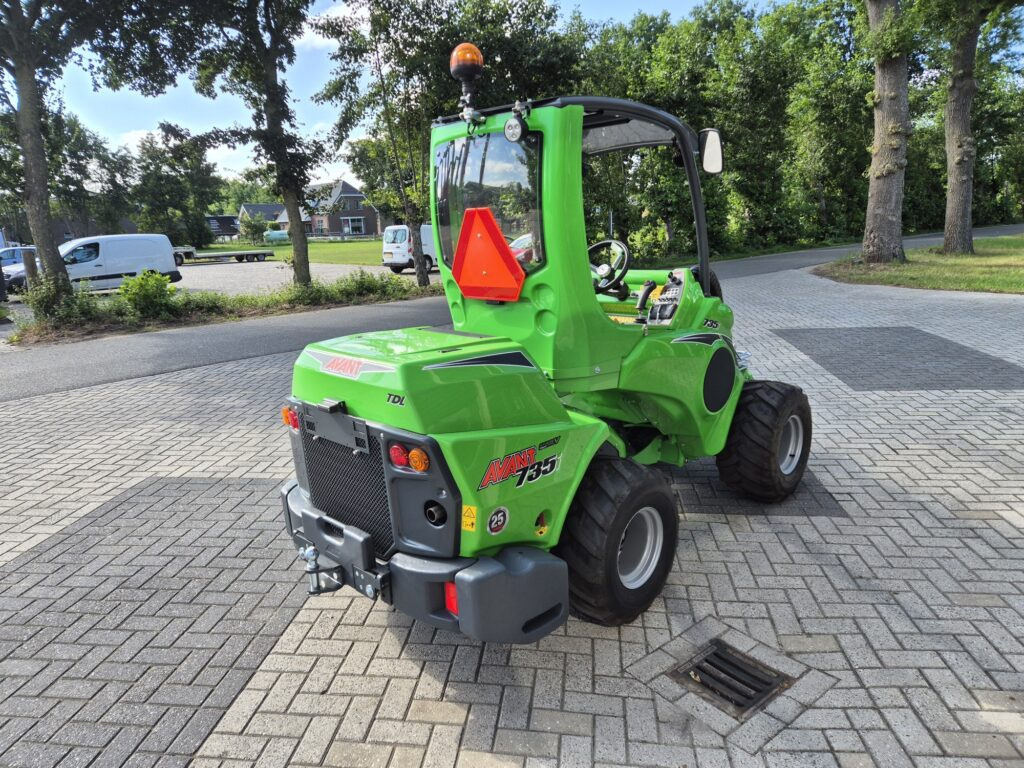AVANT 735I - Compact loader: picture 5 AVANT 735I - Compact loader: picture 5