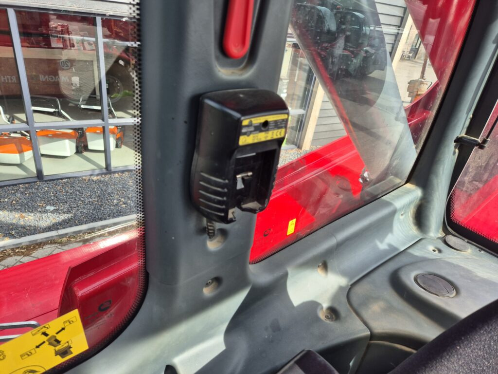 Telescopic handler MAGNI RTH 5.21 D/D: picture 15