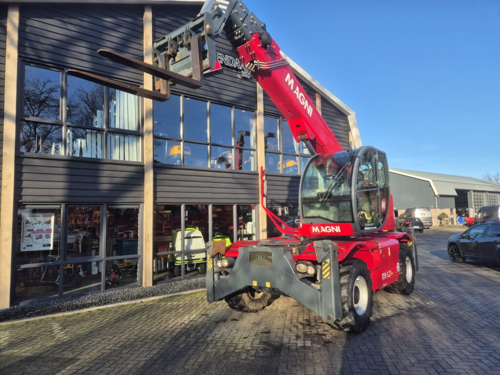 MAGNI RTH 5.21 Smart – D/C - Telescopic handler: picture 2 MAGNI RTH 5.21 Smart – D/C - Telescopic handler: picture 2