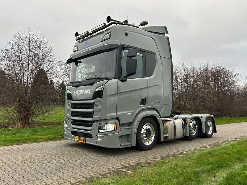 Scania R560 | 6X2/4 LB | RETARDER | PARK-COOLER | PTO PREP. - Tractor unit: picture 1 Scania R560 | 6X2/4 LB | RETARDER | PARK-COOLER | PTO PREP. - Tractor unit: picture 1