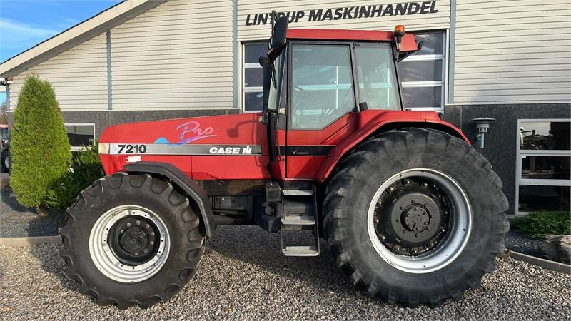 Case IH Magnum 7210 PRO PRO model, og en ejers traktor fra - Farm tractor: picture 5 Case IH Magnum 7210 PRO PRO model, og en ejers traktor fra - Farm tractor: picture 5