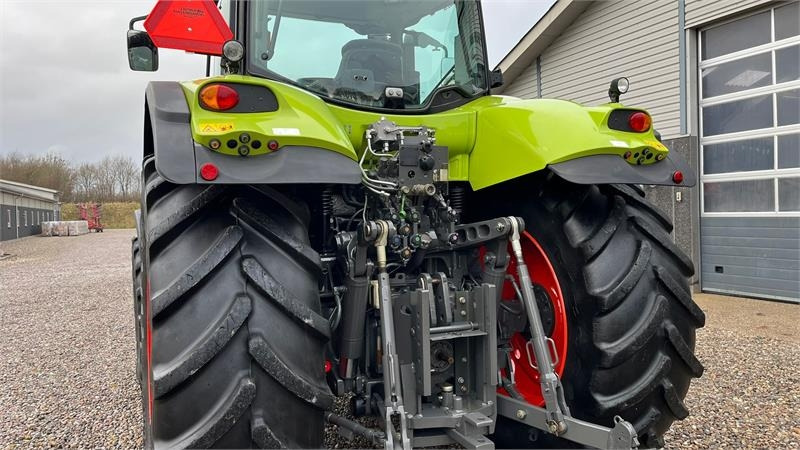 Claas Axion 830 Med frontlift. Velholdt traktor. - Farm tractor: picture 3 Claas Axion 830 Med frontlift. Velholdt traktor. - Farm tractor: picture 3