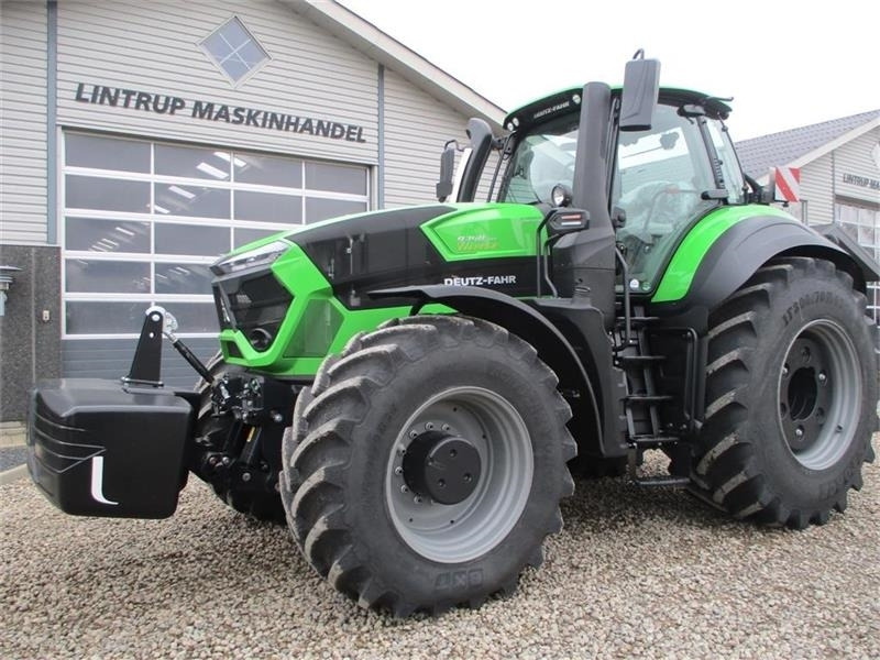 Deutz-fahr 9340 TTV New and Unused tractor - Farm tractor: picture 5 Deutz-fahr 9340 TTV New and Unused tractor - Farm tractor: picture 5