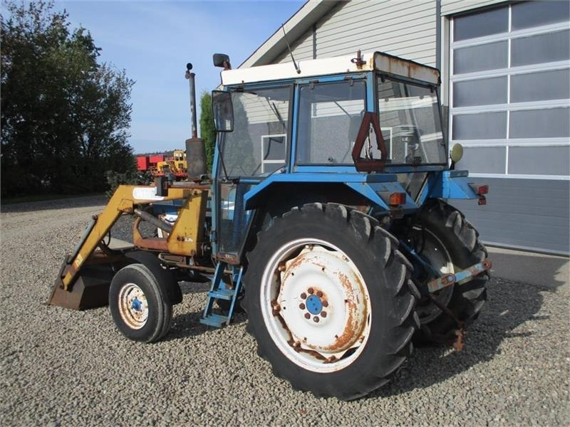 Ford 4610 Med frontlæsser - Farm tractor: picture 3 Ford 4610 Med frontlæsser - Farm tractor: picture 3