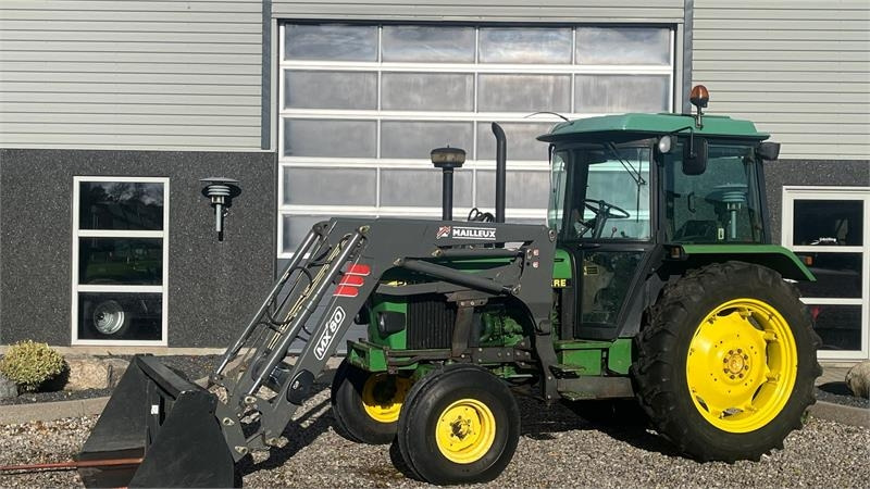 John Deere 2850 Med frontlæsser  - Farm tractor: picture 1 John Deere 2850 Med frontlæsser  - Farm tractor: picture 1