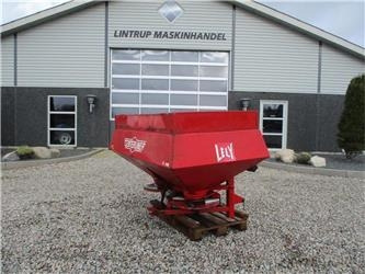 Lely Centerline CL 2400 Med hydraulisk tilt til kantspr - Manure spreader: picture 1 Lely Centerline CL 2400 Med hydraulisk tilt til kantspr - Manure spreader: picture 1