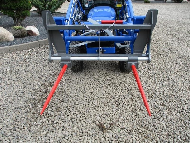 Limas Halm spyd Opklappelig Mini halmspyd med op klap - Bucket for Construction machinery: picture 3 Limas Halm spyd Opklappelig Mini halmspyd med op klap - Bucket for Construction machinery: picture 3