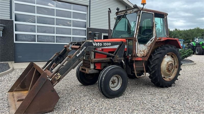 Massey Ferguson 690 Speedshift med frontlæsser - Farm tractor: picture 2 Massey Ferguson 690 Speedshift med frontlæsser - Farm tractor: picture 2