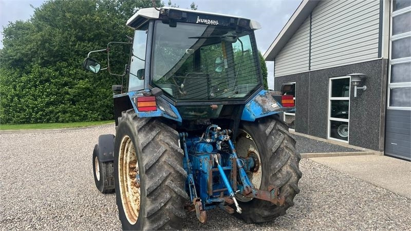 New Holland 7740 SLE Turbo Handy 2wd traktor leasing New Holland 7740 SLE Turbo Handy 2wd traktor: picture 10 New Holland 7740 SLE Turbo Handy 2wd traktor leasing New Holland 7740 SLE Turbo Handy 2wd traktor: picture 10