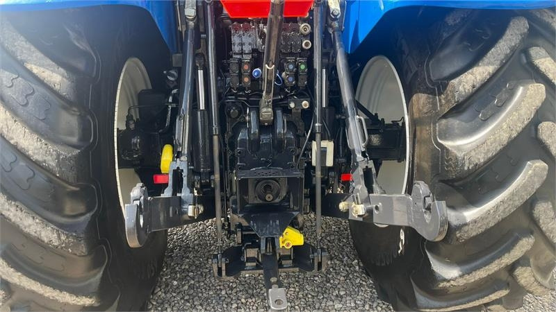 New Holland T7.270 AC med frontlift og frontlæsser - Farm tractor: picture 5 New Holland T7.270 AC med frontlift og frontlæsser - Farm tractor: picture 5