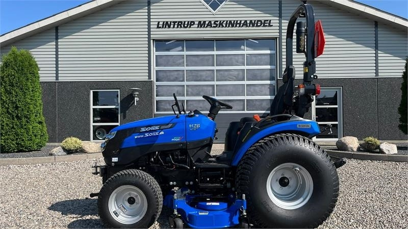 Solis 26 HST Hydrostat Turf hjul og klipperbord - Municipal tractor: picture 1 Solis 26 HST Hydrostat Turf hjul og klipperbord - Municipal tractor: picture 1