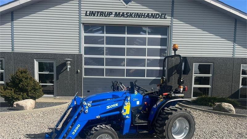 Solis S26 6x2 med fuldhydraulisk frontlæsser og brede In - Farm tractor: picture 1 Solis S26 6x2 med fuldhydraulisk frontlæsser og brede In - Farm tractor: picture 1